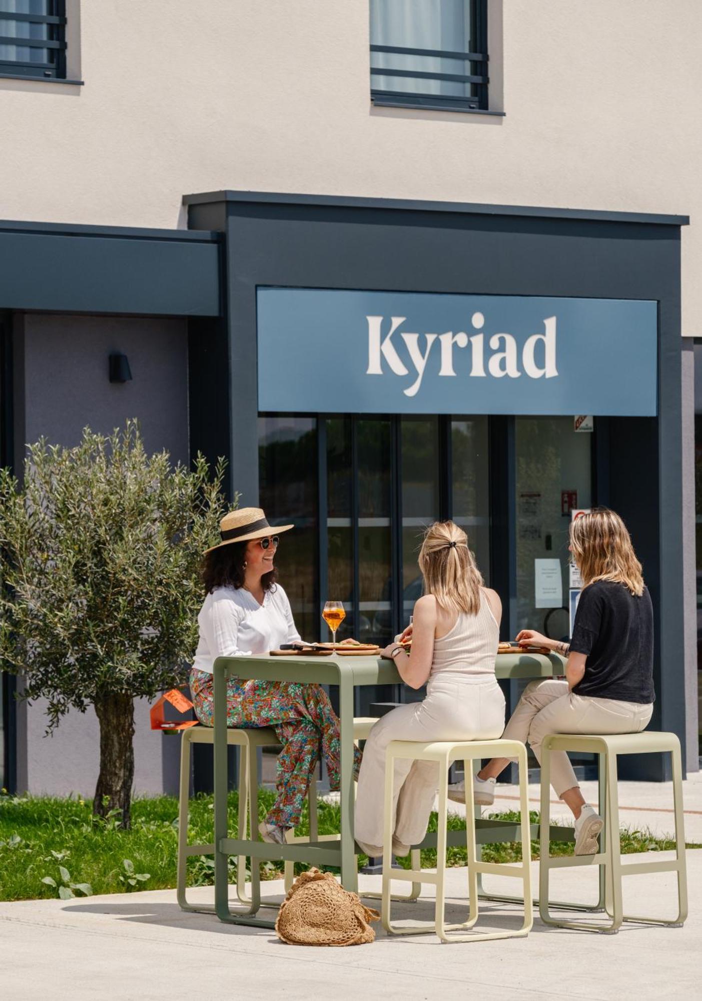 Kyriad Chateauroux Nord - Aeroport Déols Zewnętrze zdjęcie